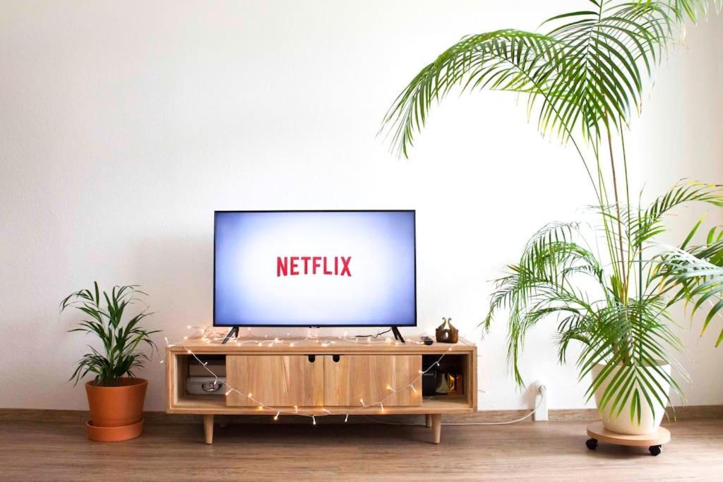 Modernes 2-Zimmer-Apartment Mit Balkon Und Netflix Jena Dış mekan fotoğraf